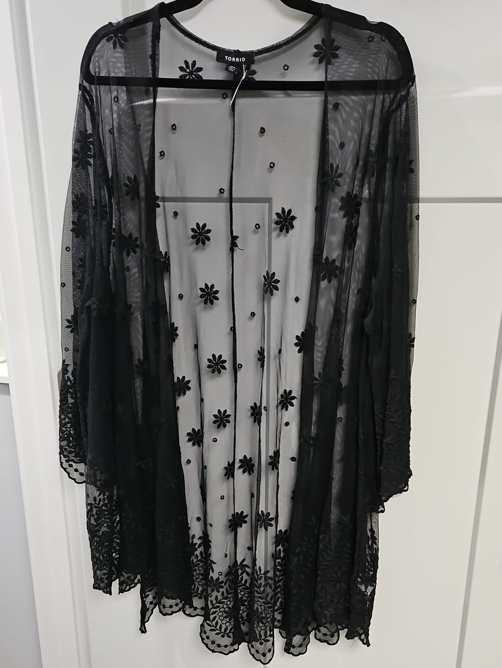 torrid Black Sheer Floral Embroidered Open Kimono